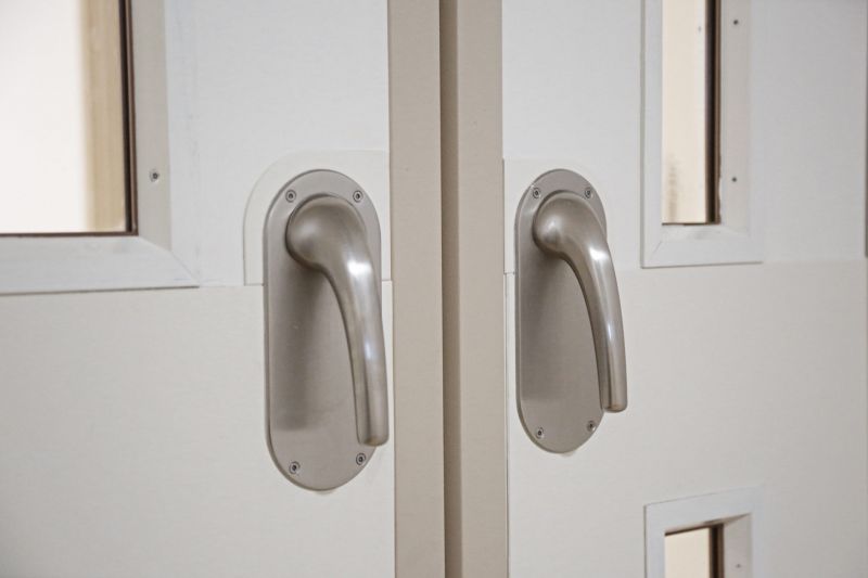 ANTI-LIGATURE MECHANICAL 1-WAY SOS LOCKSET (PR1)
