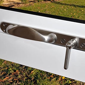Technical: Window Handles