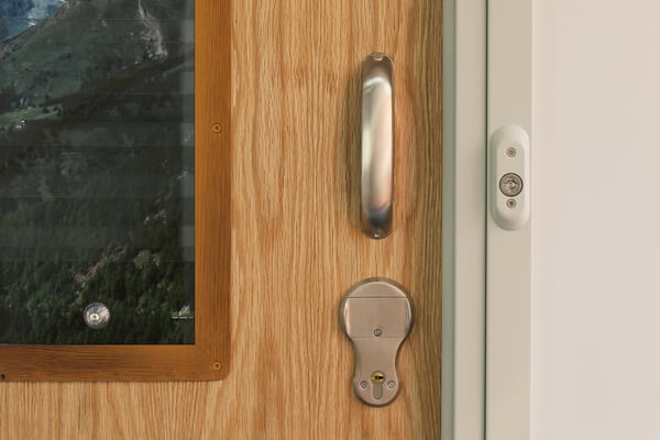 Brochure: Locksets & Handles